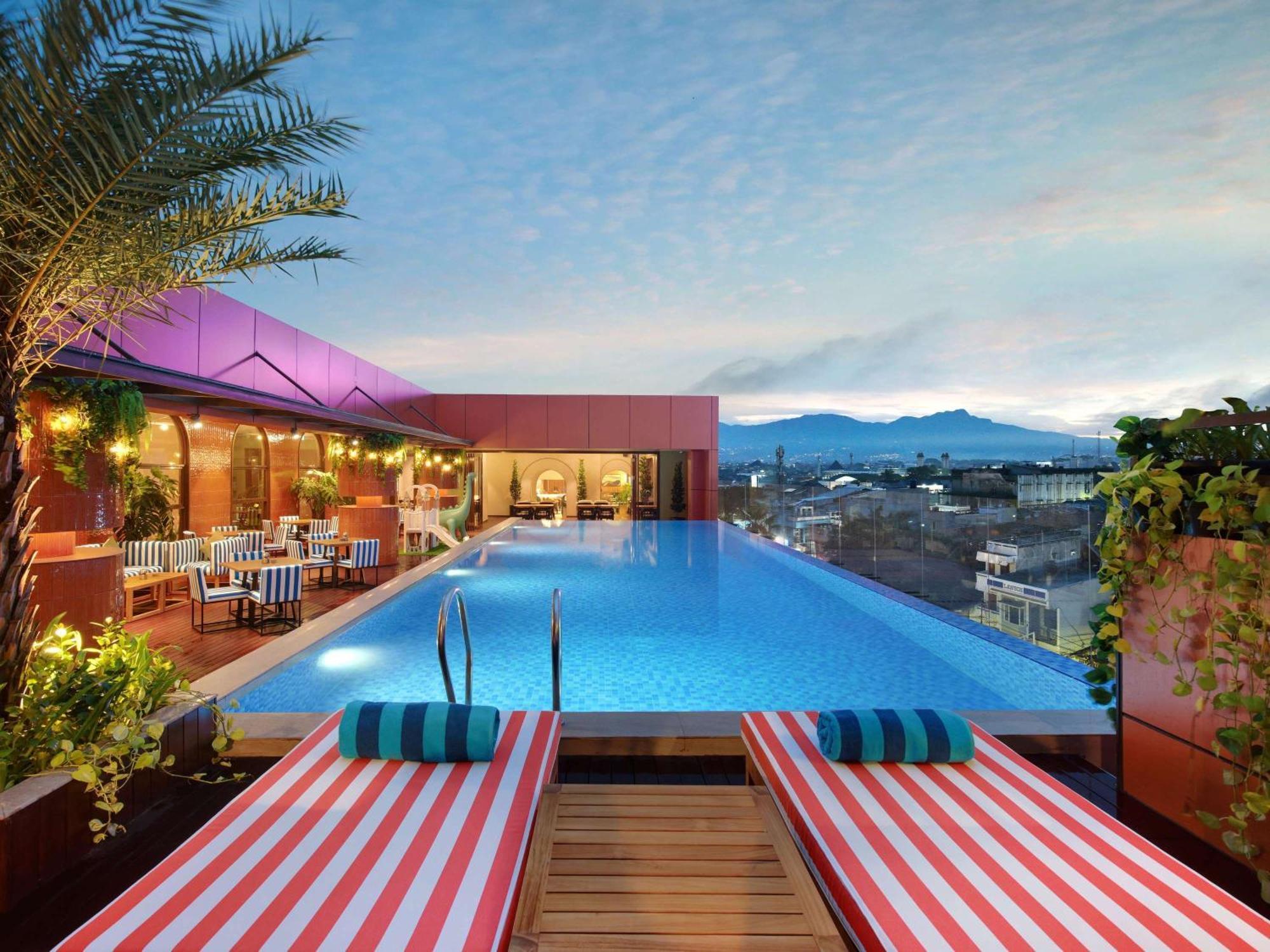 Mercure Garut City Center Kültér fotó